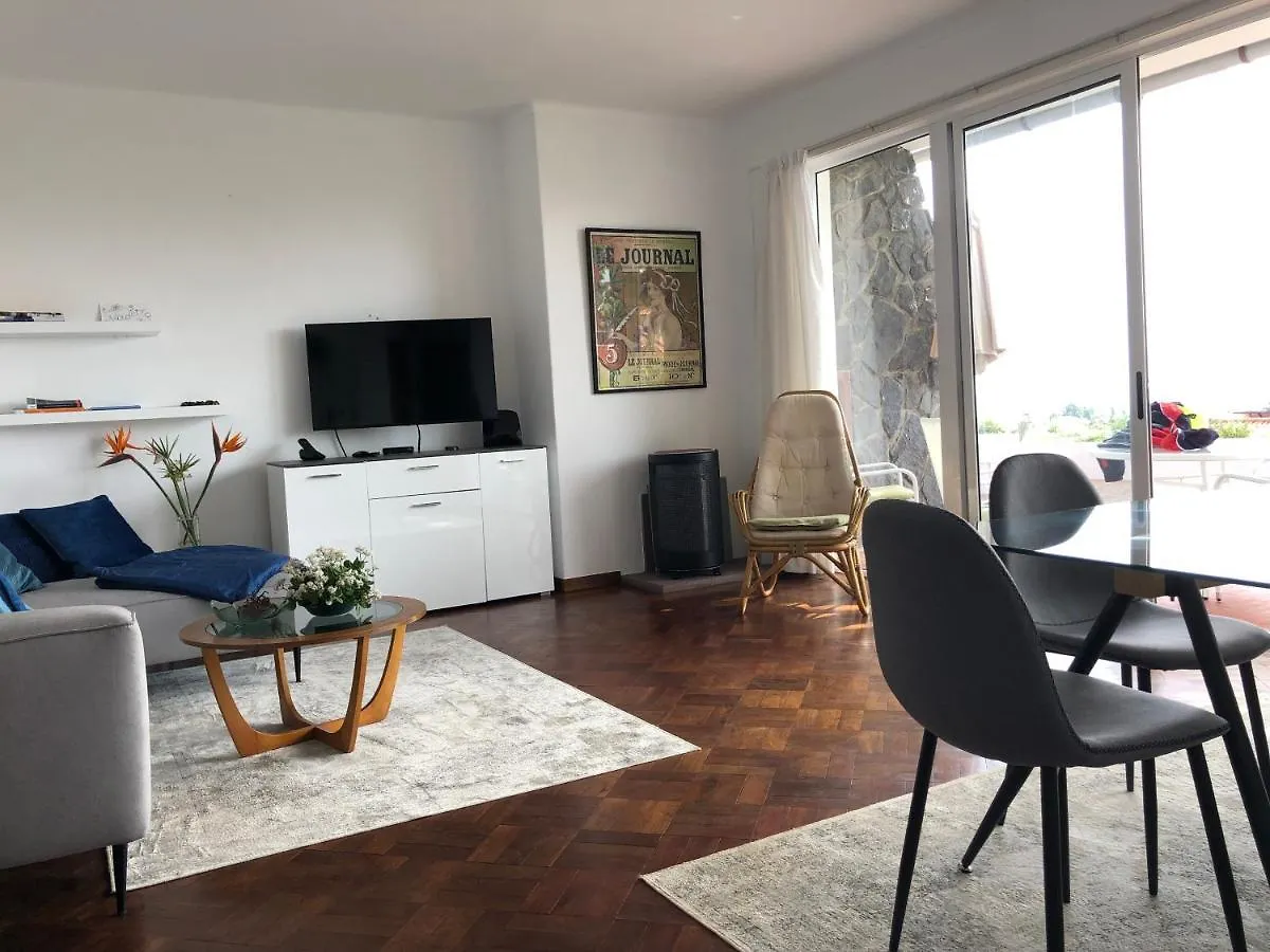 Casa Palmeira - Ferienhaus Mit Meerblick Canico  Canico (Madeira)